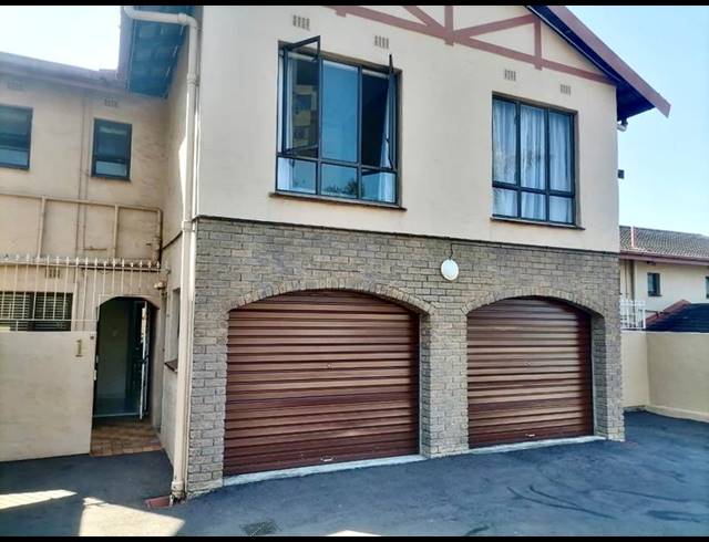 3 BEDROOM TOWNHOUSE FOR SALE IN WARNER BEACH